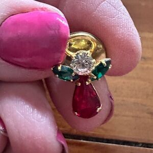 GRANDMAS JEWELRY. ANGEL PIN. MUST BE BUNDLED